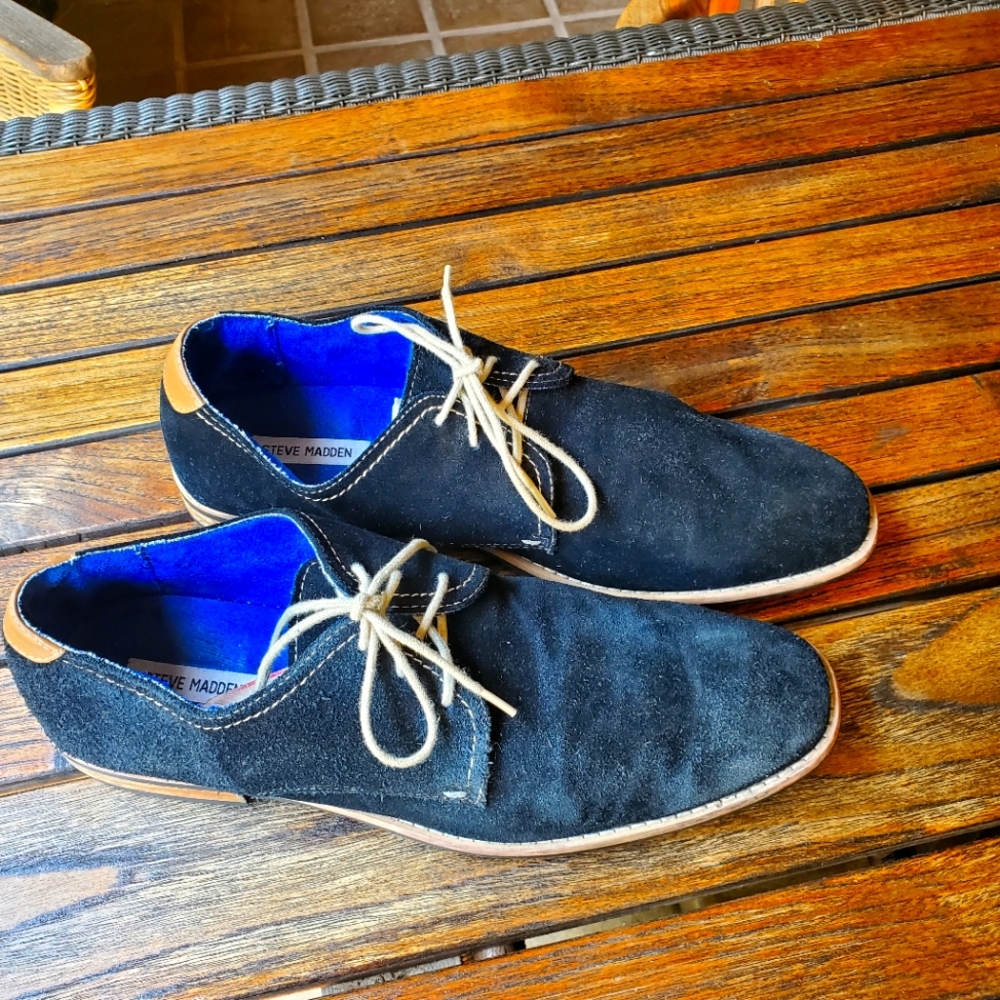 Steve Madden Black Suede Size 10.5 Shoes